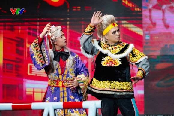 'Táo Quân' 2026 bản mới lộn xộn, quảng cáo quá nhiều