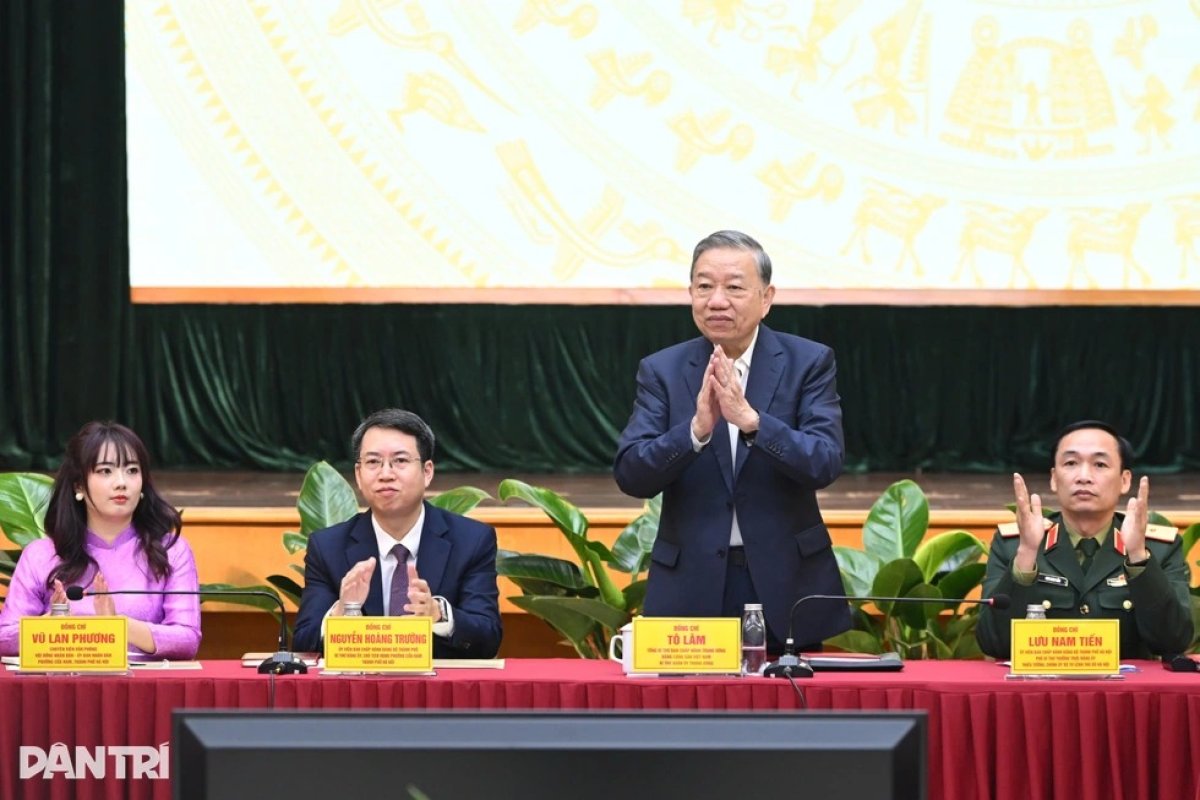 2 Tong Bi Thu To Lam Pho Moi Xay Den Dau Un Tac Ngap Lut Den Day