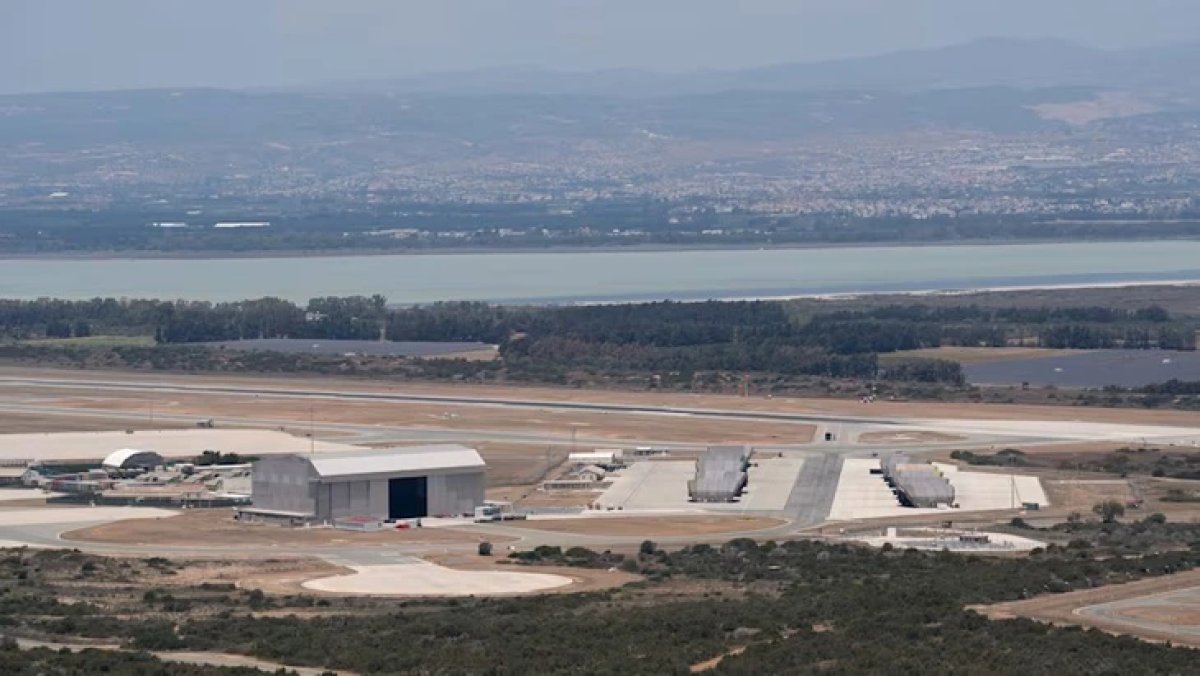 2 Iran Phat Dong Dot Tan Cong Moi No Lon O Qatar Uae Bahrain