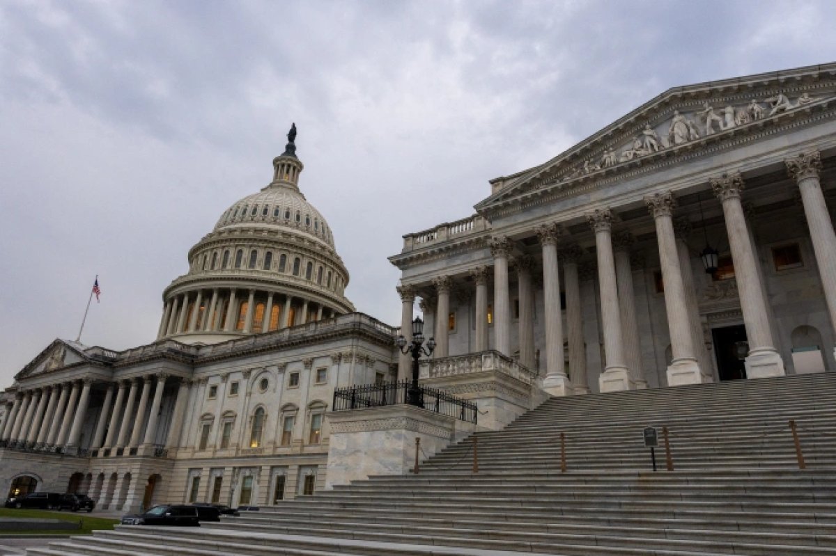 2 Chien Dich Tap Kich Iran Cua Ong Trump Gay Hoai Nghi Ve Phap Ly