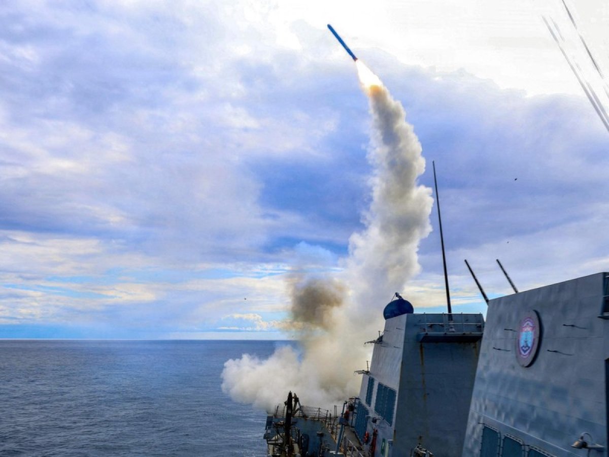 2 My Danh Chim Hon 30 Tau Chien Iran Va Be Gay Nang Luc Tan Cong Ten Lua Cua Tehran