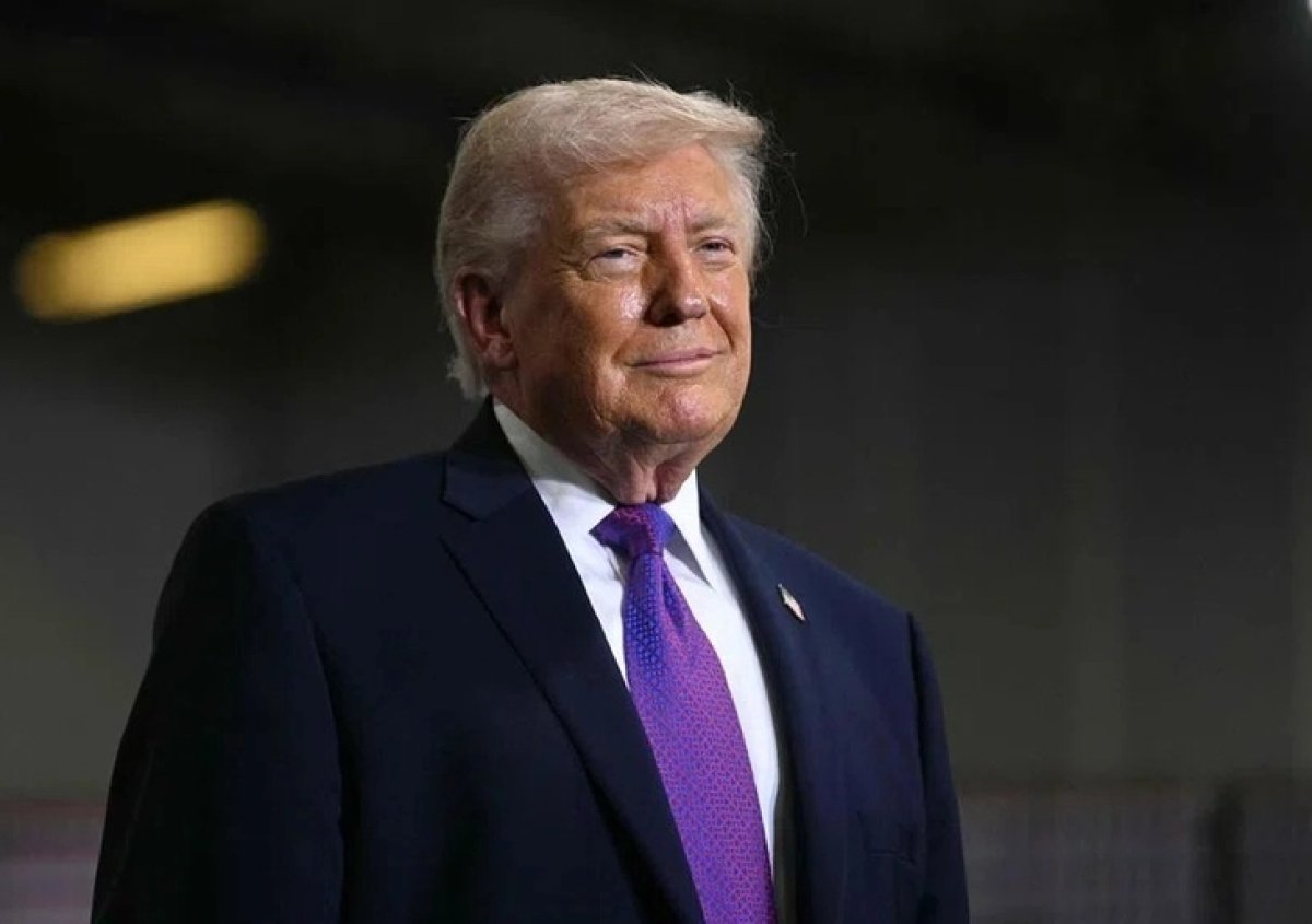 Giá dầu vượt 100 USD/thùng, ông Trump khẳng định 'sẽ giảm mạnh'