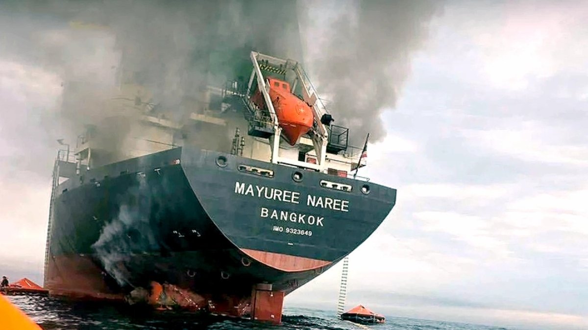 Thái Lan yêu cầu Iran xin lỗi sau vụ tàu bị tấn công tại eo biển Hormuz