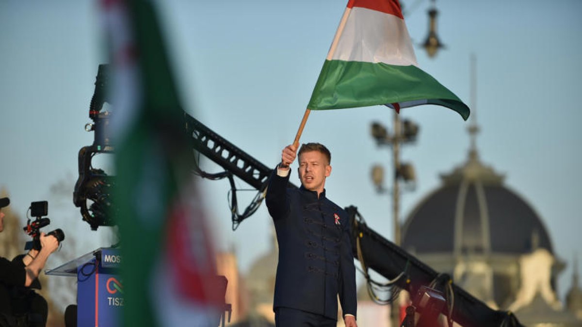 Lãnh đạo đối lập Péter Magyar cáo buộc Thủ tướng Orbán phản bội đất nước vì 30 đồng bạc