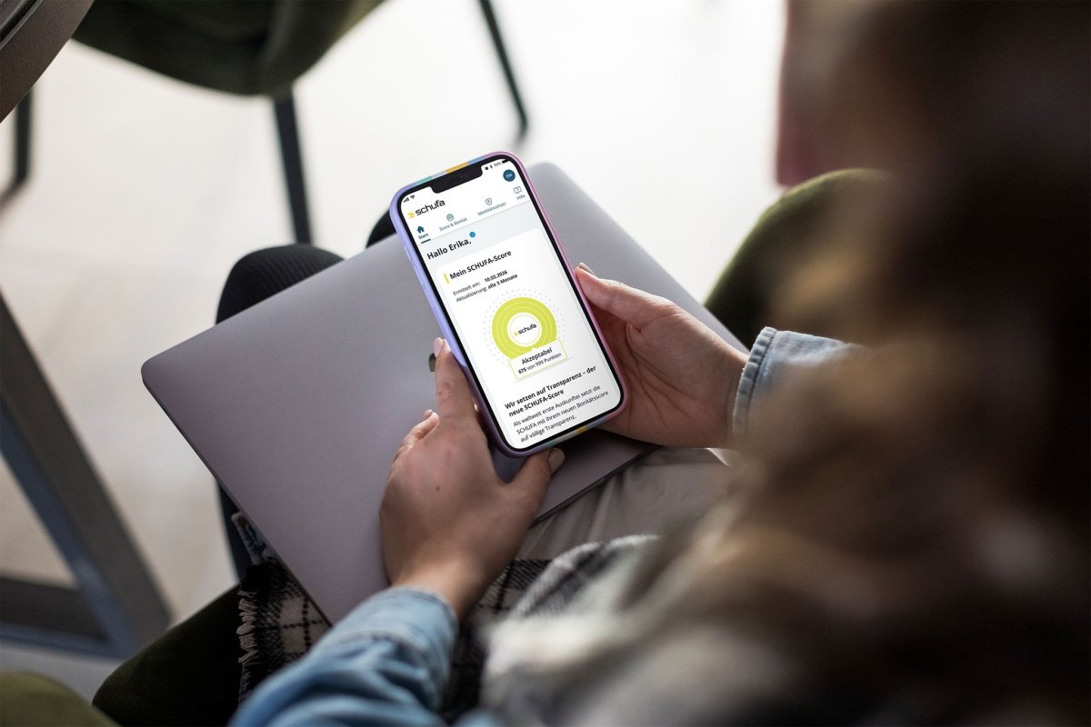 1 Nguoi Dan Tai Duc Co The Kiem Tra Diem Tin Dung Schufa Mien Phi Va De Dang