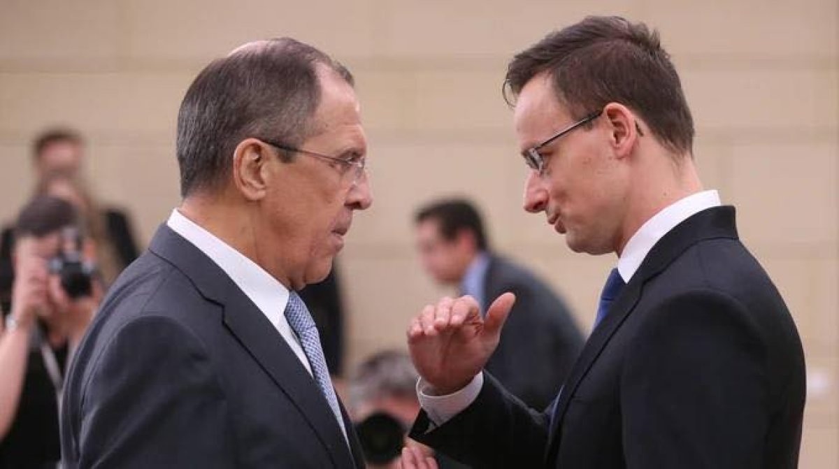 1 Hungary Va Moi Nghi Van Truyen Tin Mat Cho Nga