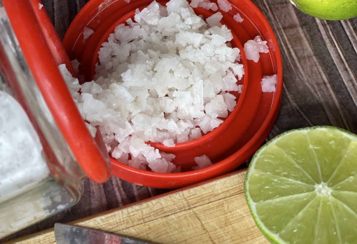 1 Thuc Hu Viec Uong Nuoc Chanh Muoi Giup Ha Huyet Ap