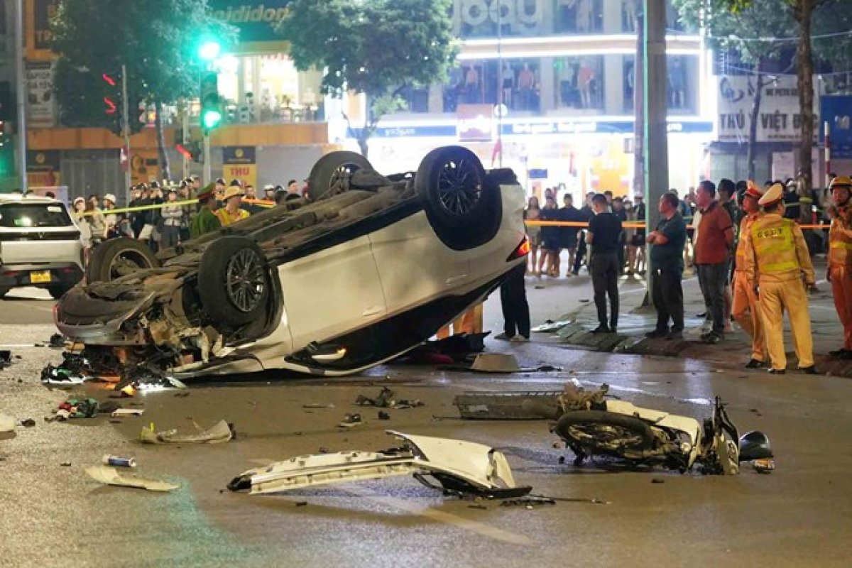 Vụ tai nạn liên hoàn trên đường Trung Kính ở Hà Nội: Tạm giữ tài xế xe Lexus