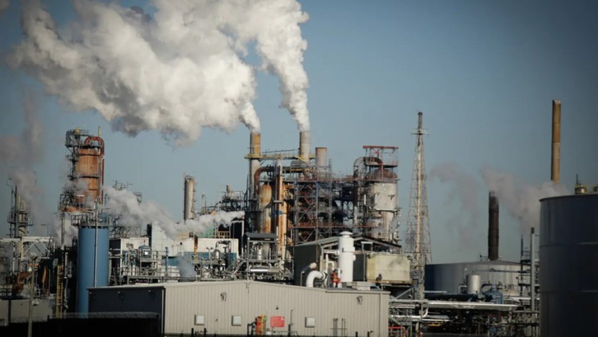 1 Gia Dau Tang Manh Vuot 116 Usdthung Khi Ong Trump Doa Chiem Dau Iran