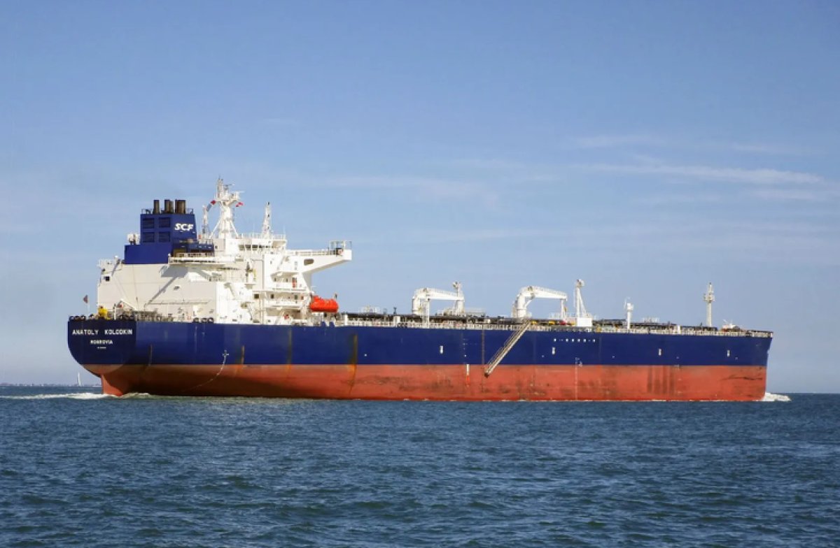 2 Ong Trump Noi Khong Van De Gi Neu Nga Van Chuyen Dau Cho Cuba