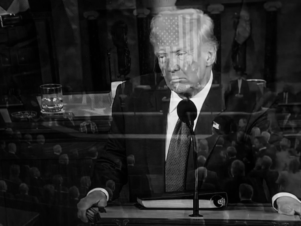 1 Trump De Doa Tan Cong Ha Tang Dan Su Iran Ranh Gioi Mong Manh Cua Luat Phap Quoc Te