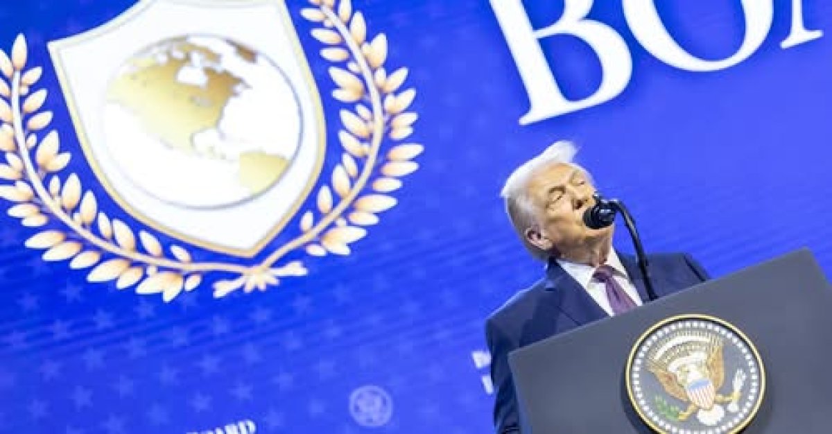 1 Trump Muon Rut Khoi Nato Tot Hay De Ong Ta Roi Di