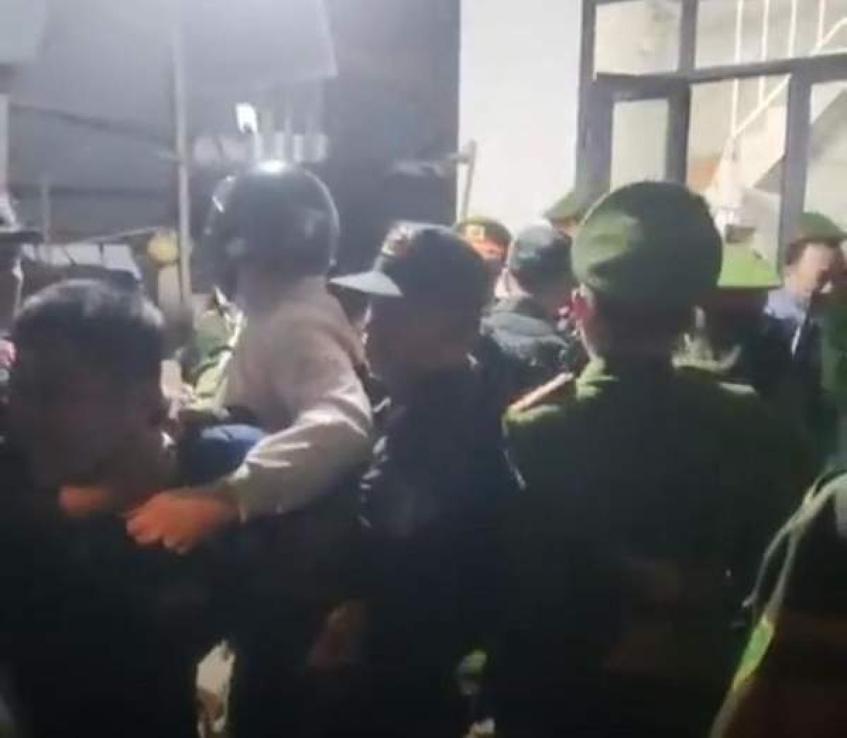 2 Nguoi Phu Nu Chuyen Nham 499 Trieu Tai Quang Tri Da Nhan Lai Tien