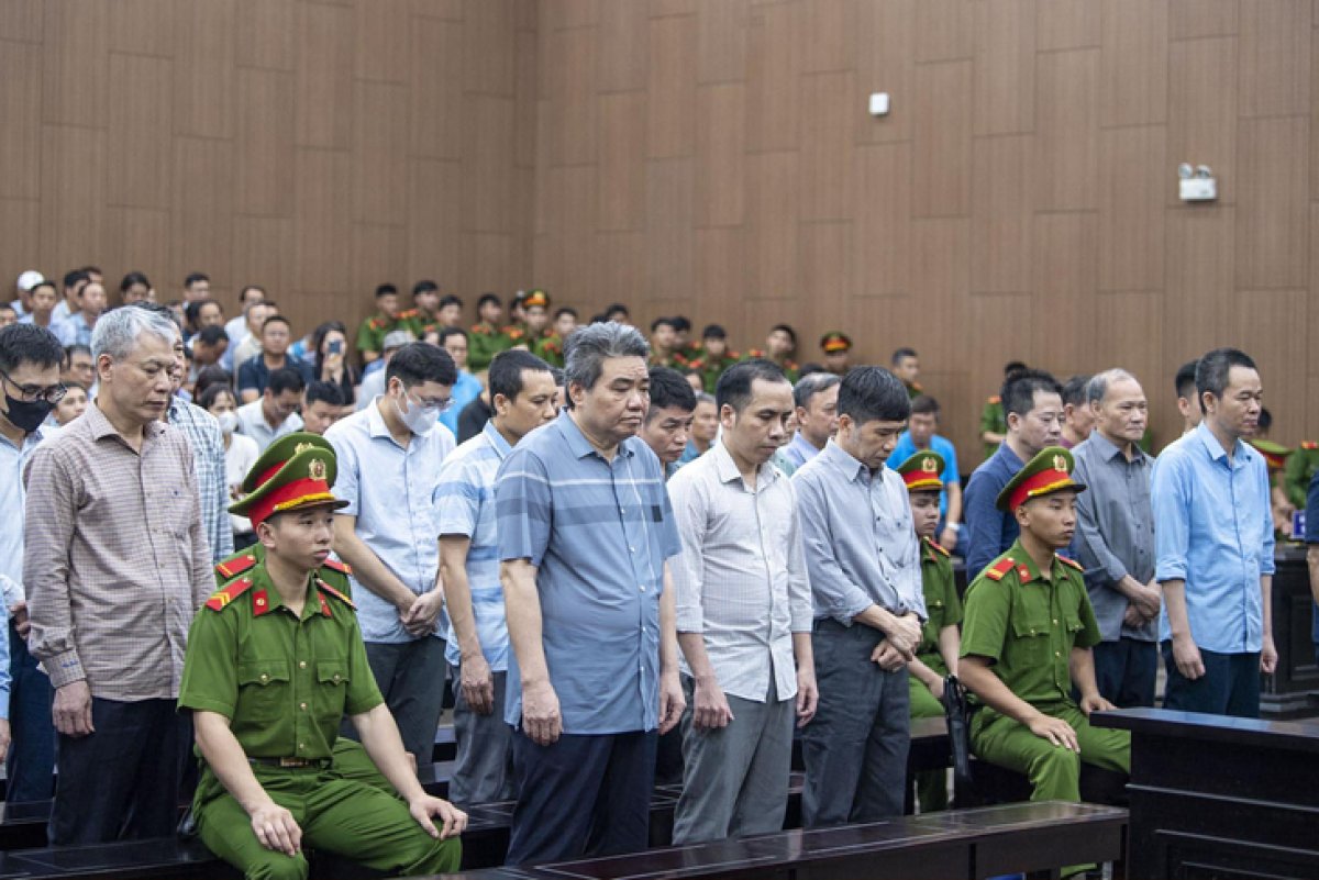 3 Vu Hoi Lo 40 Ti Cuu Thu Truong Lanh 4 Nam Tu Cuu Cuc Pho Bo Tron Lanh 5 Nam Tu