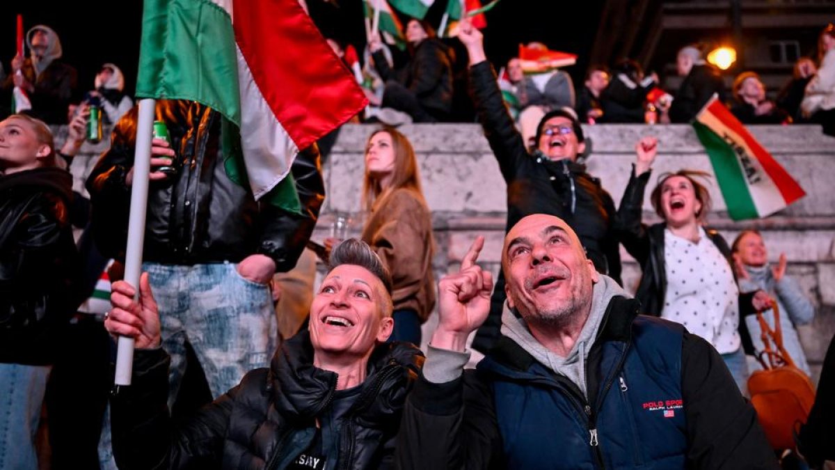 2 Hungary Dang Huong Toi Chien Thang Orban Thua Nhan That Bai