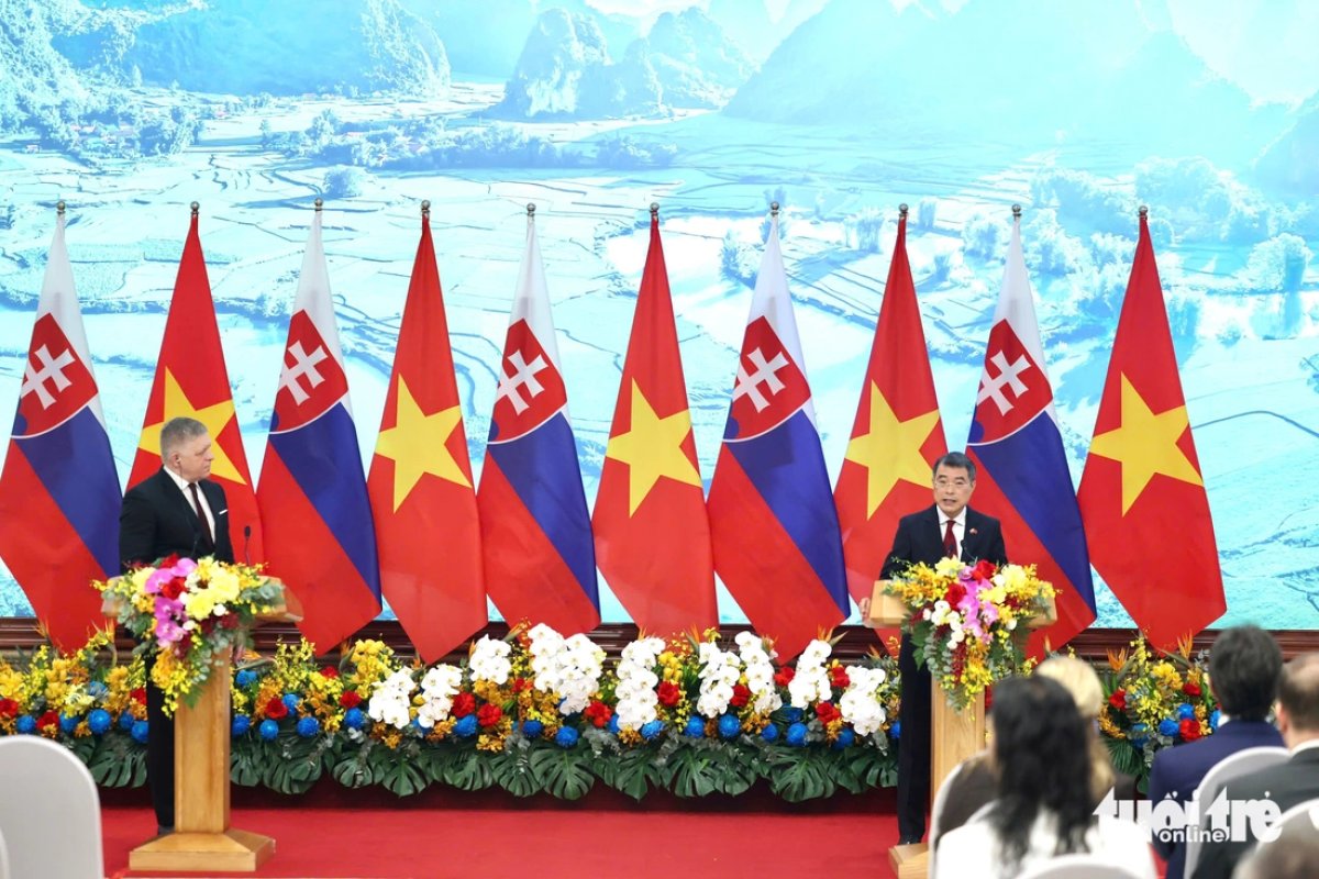 3 Thu Tuong Le Minh Hung Cong Bo Nang Cap Quan He Len Doi Tac Chien Luoc Voi Slovakia