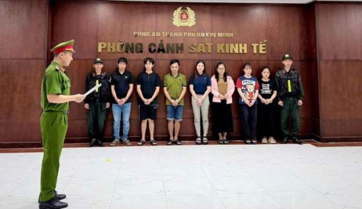 2 Bat Tam Giam Bi Can Cam Dau Duong Day Do Trai Phep Hon 20000 Tan Chat Thai