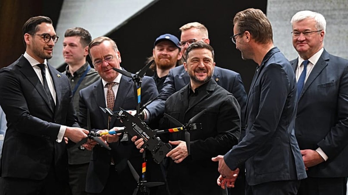 3 Duc Va Ukraine Ky Thoa Thuan Quoc Phong 4 Ty Euro Buoc Tien Moi Trong Quan He Chien Luoc