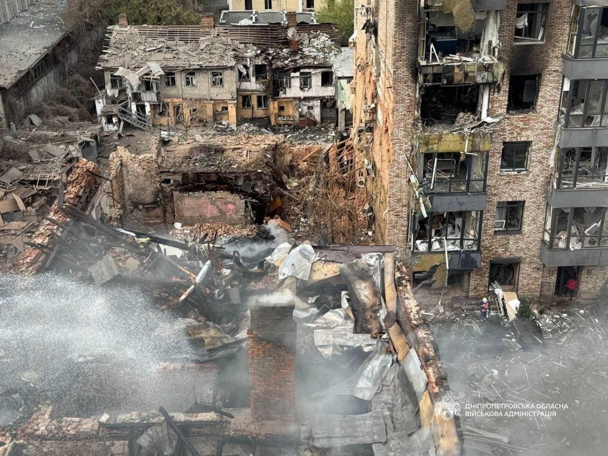 4 Ukraine Rung Chuyen Truoc Loat Tan Cong Ten Lua Va May Bay Khong Nguoi Lai Quy Mo Lon