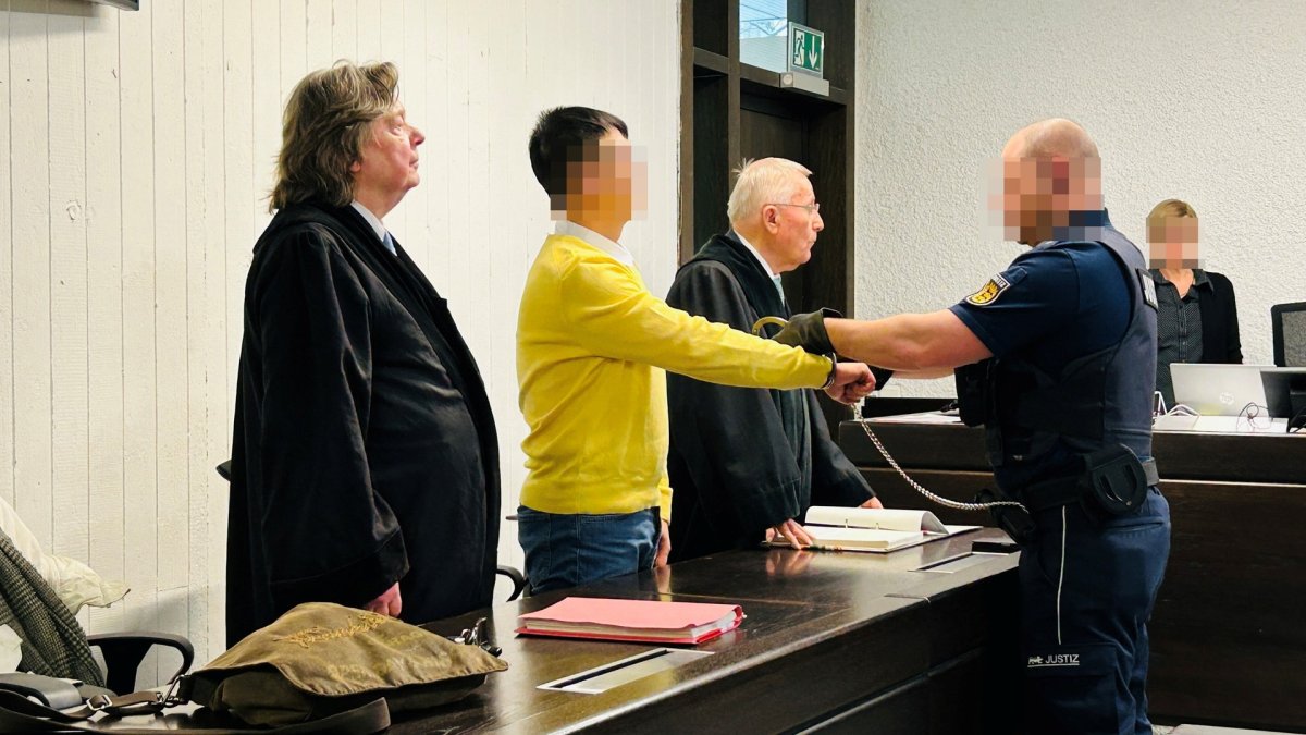 1 Ong Chu Chuoi Nha Hang Sushi Tai Stuttgart Linh An Tu Vi Dua Nguoi Lau Va Dung Ho Chieu Gia