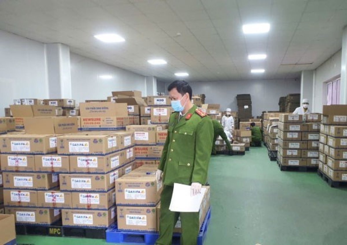 2 De Nghi Truy To Nhom San Xuat Hon 187000 Hop Sua Gia Cho Tre So Sinh Nguoi Bi Tieu Duong