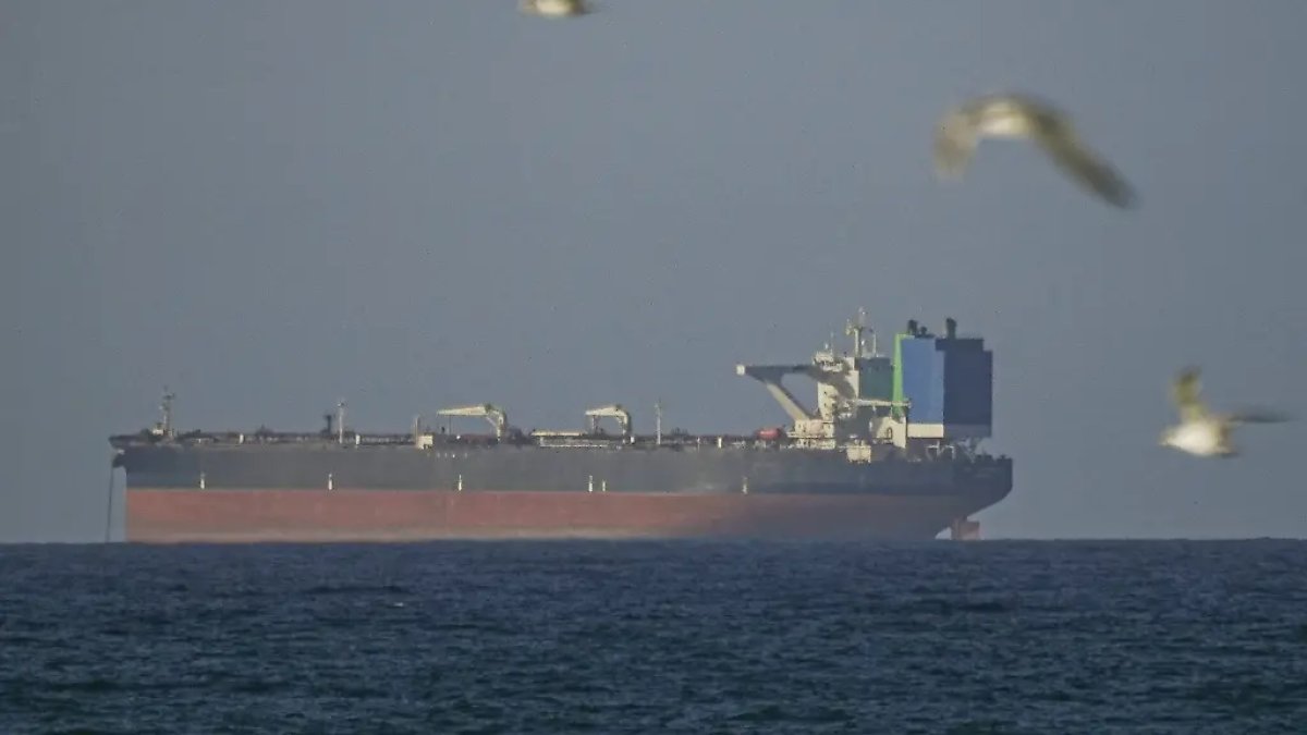 1 Gia Dau Tang Vot Va Noi Lo Chung Khoan Lao Doc Vi Cang Thang My   Iran