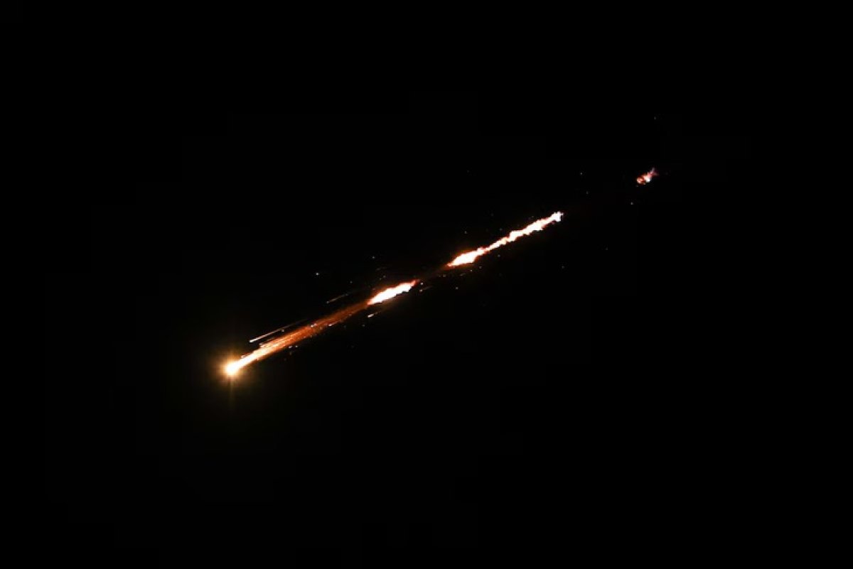 1 Iran Tu Tin Tuyen Bo Ten Lua Con Nhieu Nhu La Mua Thu