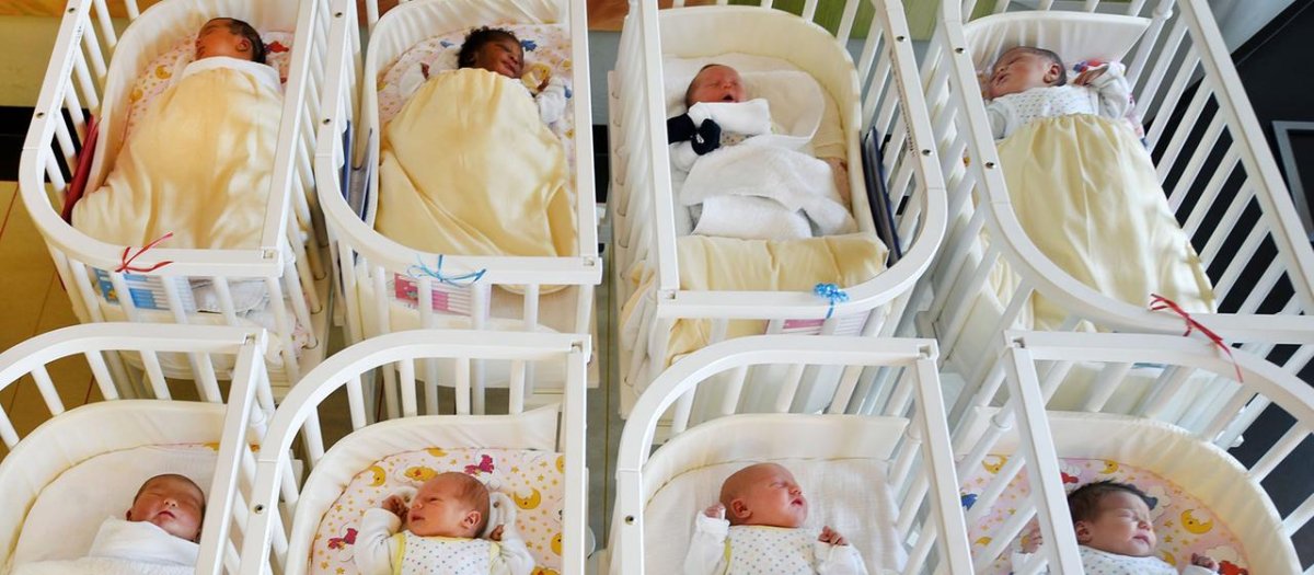 1 So Luong Tre So Sinh Tai Duc Giam Xuong Muc Thap Ky Luc Ke Tu Sau The Chien Hai