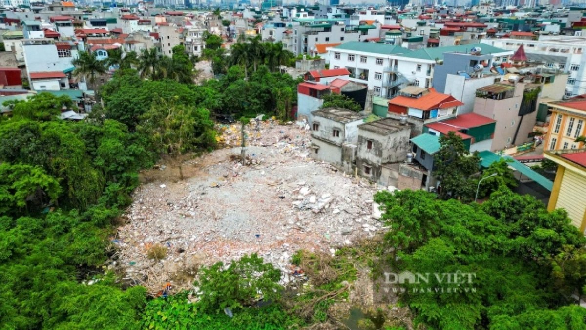 5 Nguoi Dan Di Doi Phuc Vu Du An Duong 10 Lan Phia Tay Ha Noi