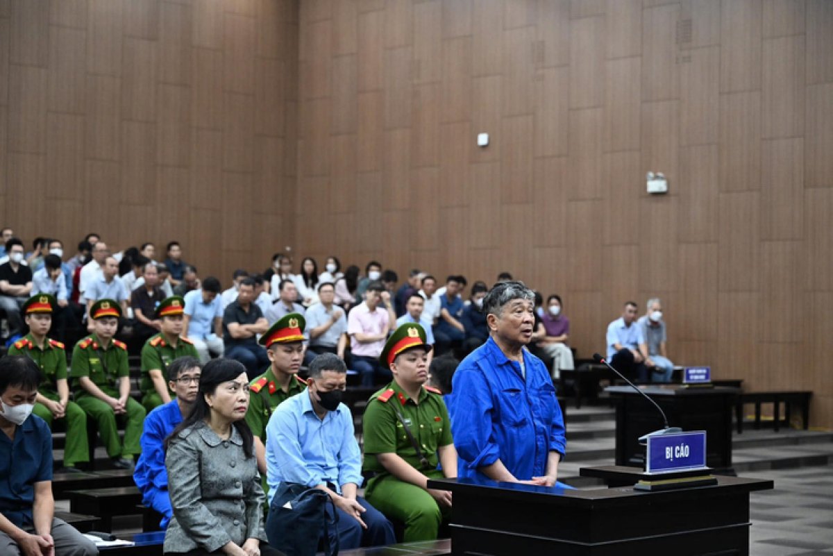 2 Ba Nguyen Thi Kim Tien Xin Duoc Khoan Hong De Ve Lam Cong Dan Song Luong Thien