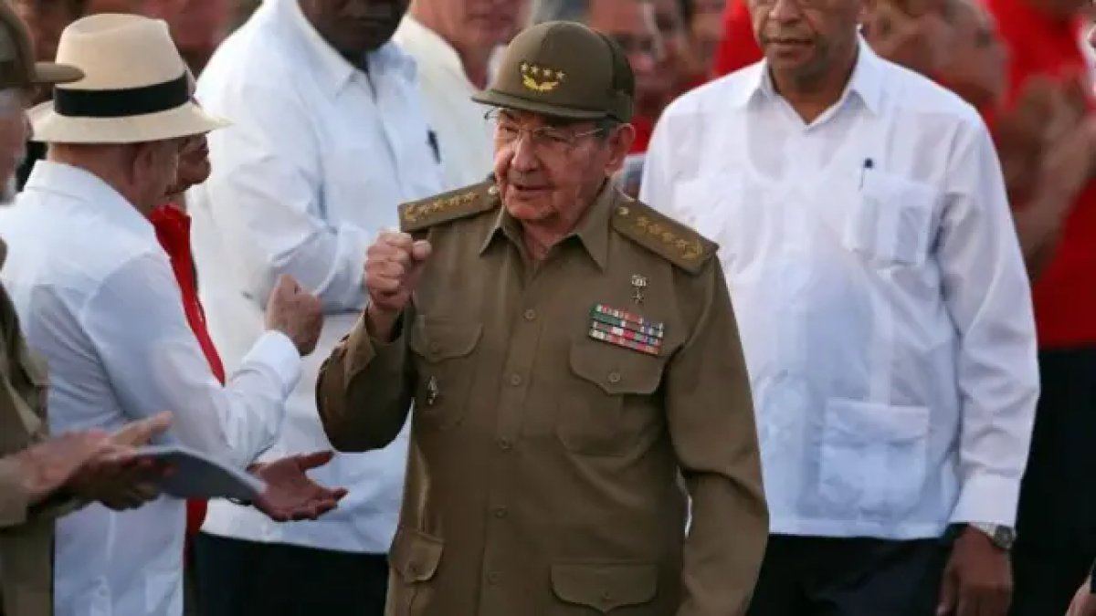 1 Nga Va Trung Quoc Len An Viec My Truy To Cuu Lanh Dao Cuba Raul Castro