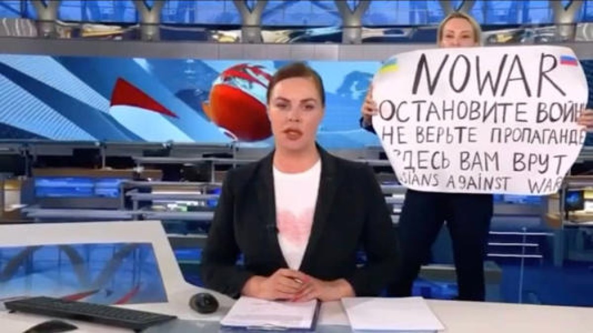 1 Cuu Tuyen Truyen Vien Dien Kremlin Len Tieng Ho Se Khong Lat Do Duoc Putin