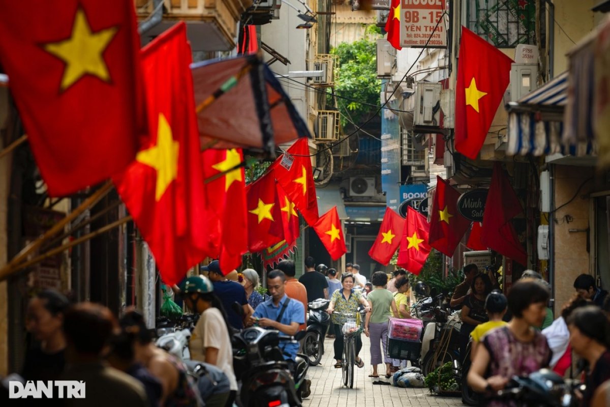 1 Ha Noi Nang Quy Phu Cap Thon To Dan Pho Len 12 Lan Luong Co So