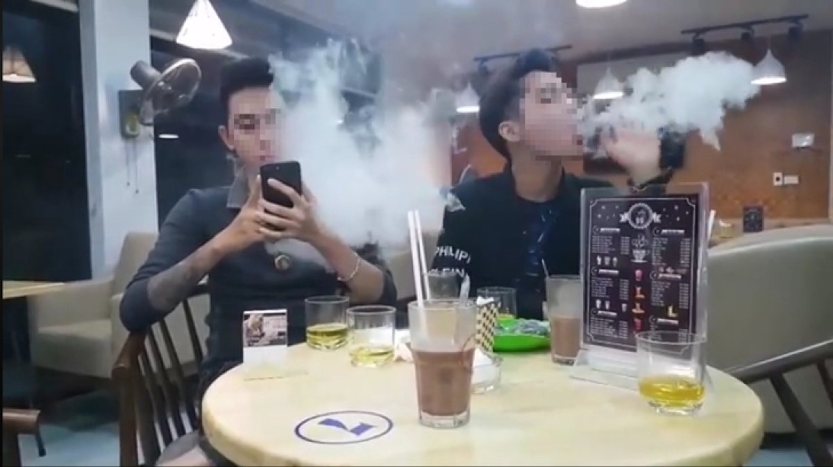 1 Thuoc La Dien Tu Lach Luat Quang Cao La Khoi Thom Khong Doc Hai De Danh Lua Gioi Tre
