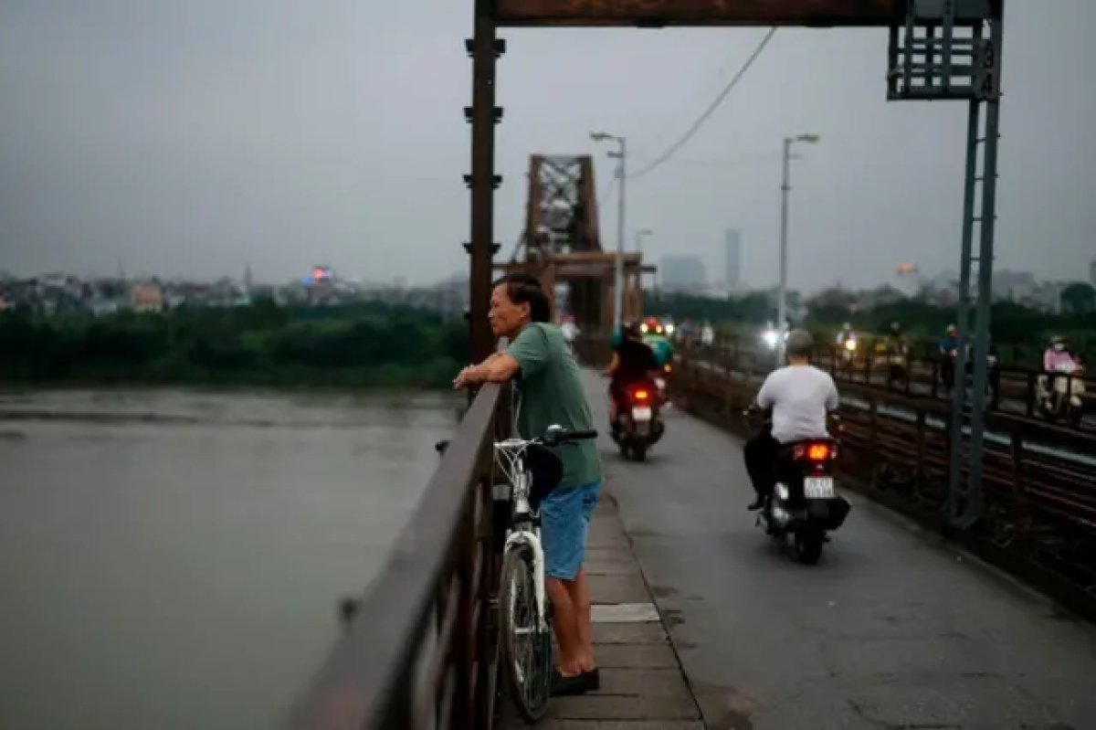 1 Ky Tich Song Hong Nhung Gia Tri Nao Dang Bi Danh Doi