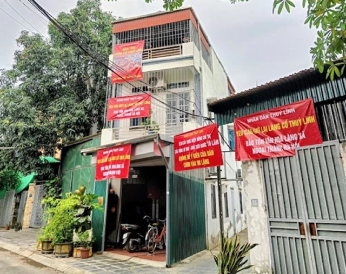 2 Ky Tich Song Hong Nhung Gia Tri Nao Dang Bi Danh Doi