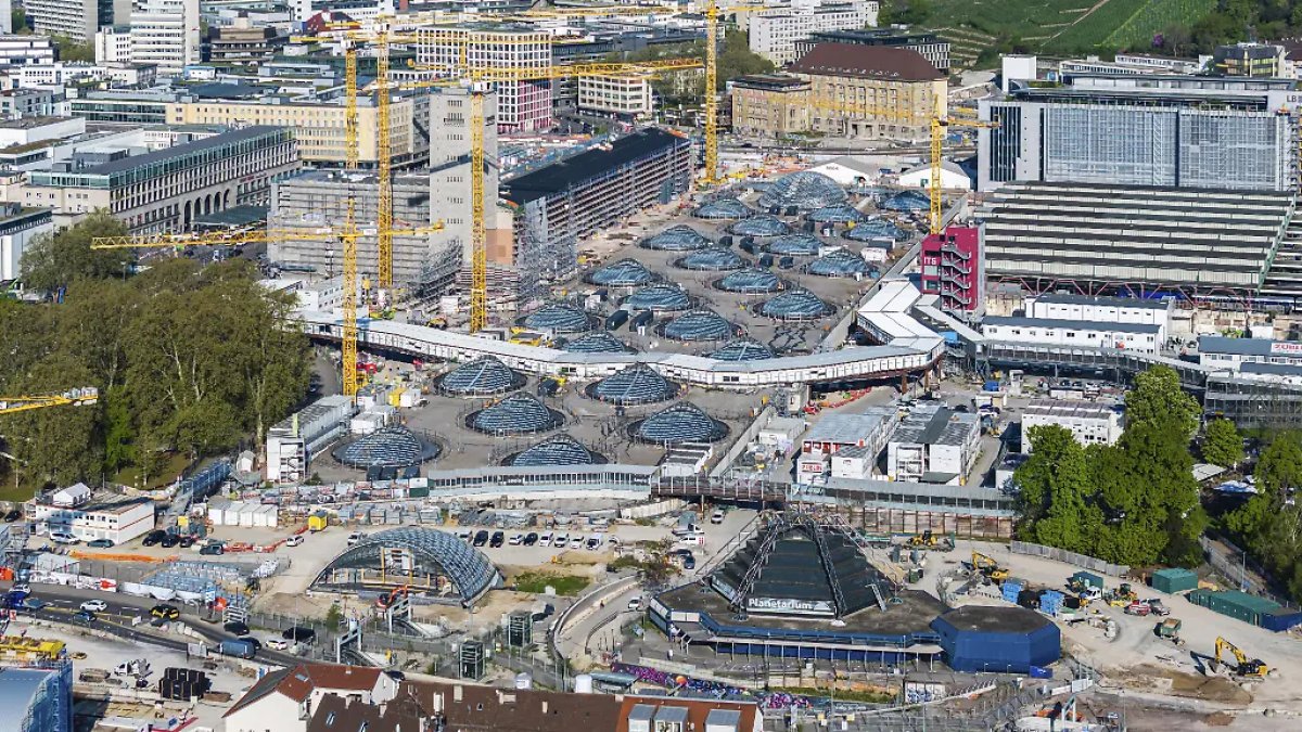 1 Stuttgart 21 Lai Lo Hen Hon Nghin Kilomet Cap Lap Sai Nha Ga Co The Lui Toi Nam 2031