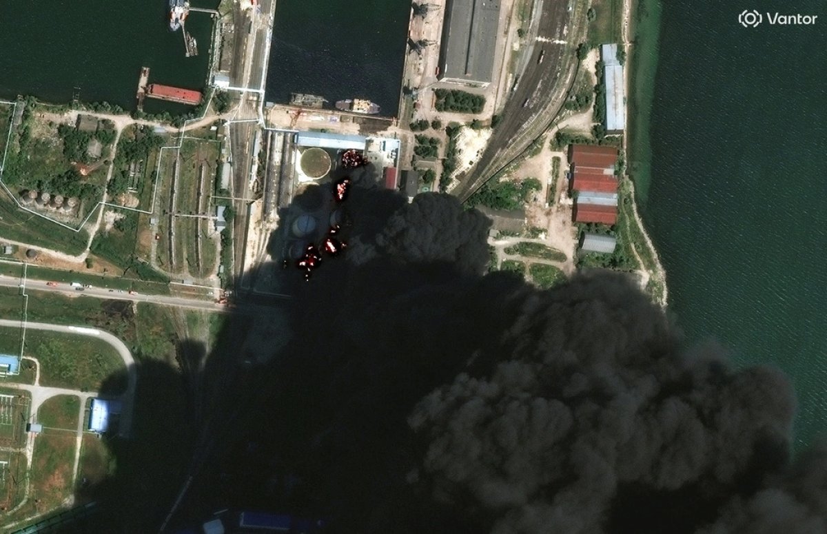 1 Ukraine Tap Kich Bang Drone Vao Nga Va Crimea It Nhat 4 Nguoi Thiet Mang