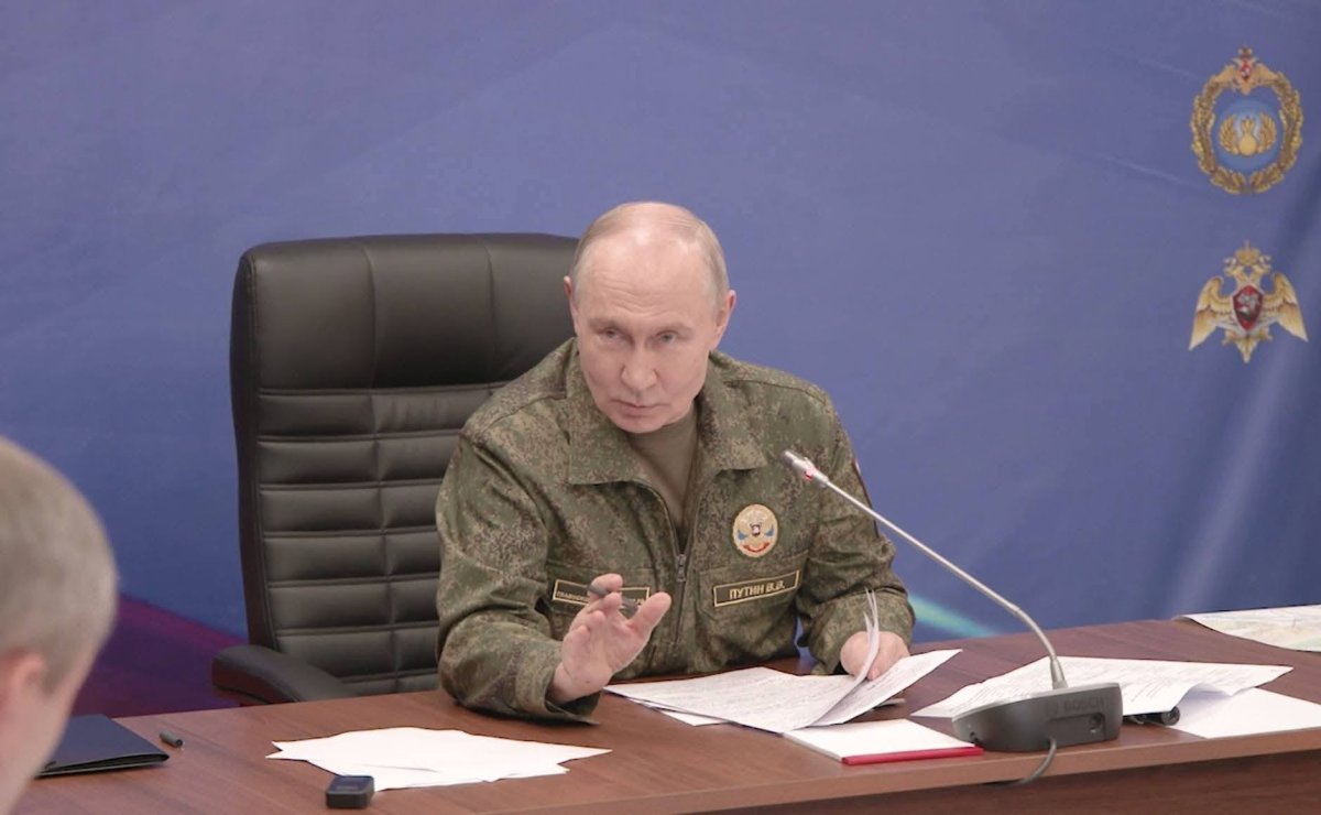 1 Putin Lai Tung Chien Thang Tren Giay De Dinh Huong Nhan Thuc Phuong Tay