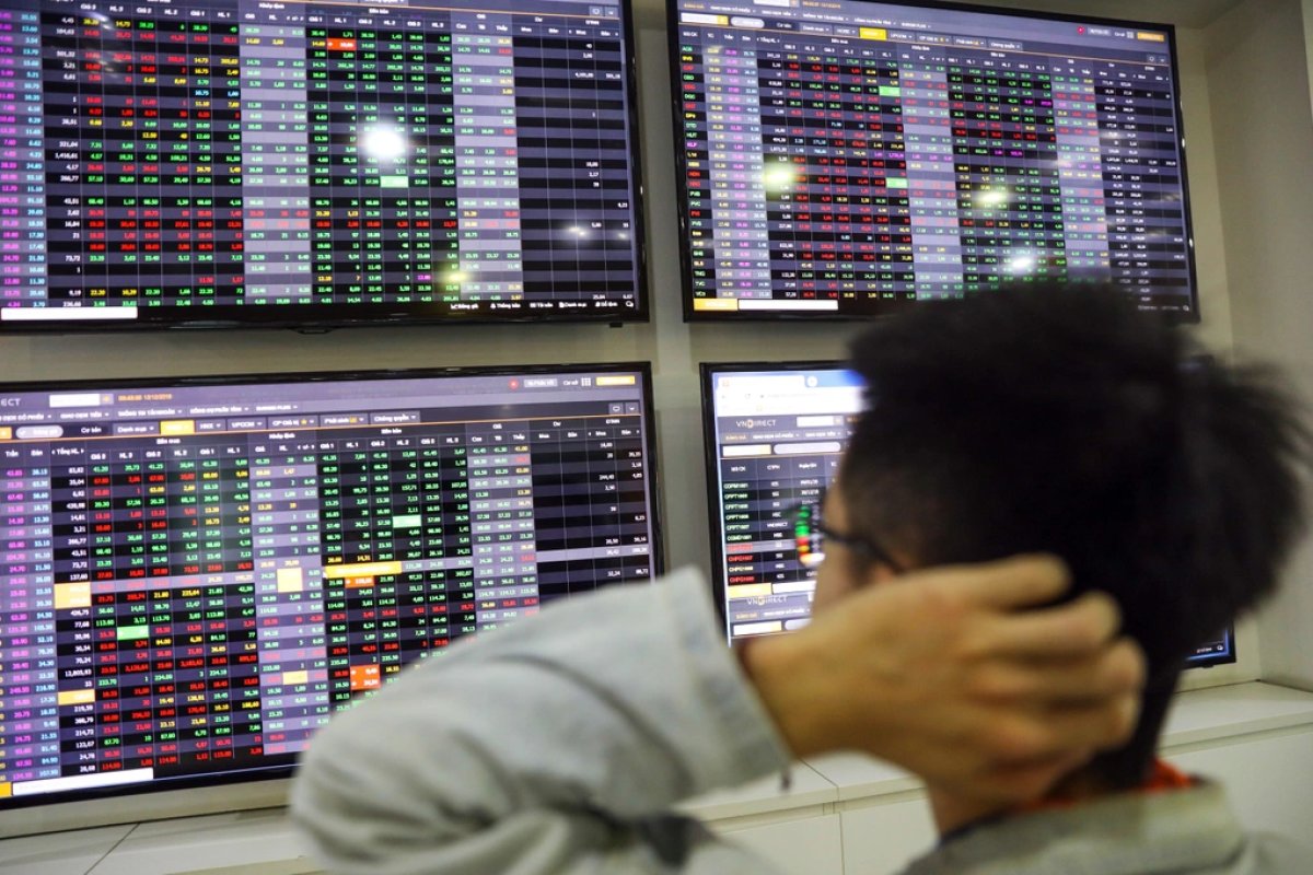 1 Co Phieu Giam Gia Tren Dien Rong Vn Index Mat 13 Diem