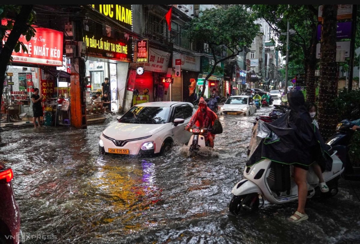 3 So Xay Dung Ha Noi Nuoc Dang 30 Cm Va Qua 30 Phut Moi Goi La Ngap Ung