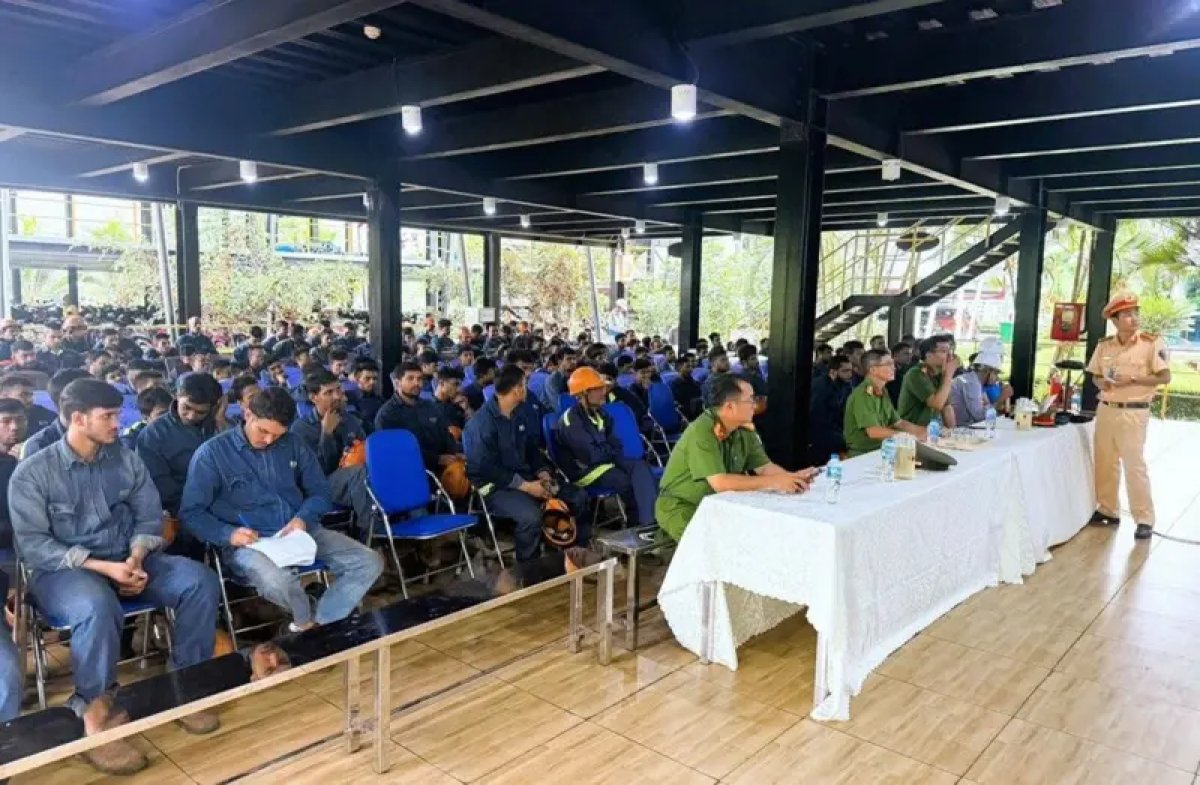 1 Viet Nam Co The Som Tro Thanh Nuoc Nhap Khau Lao Dong
