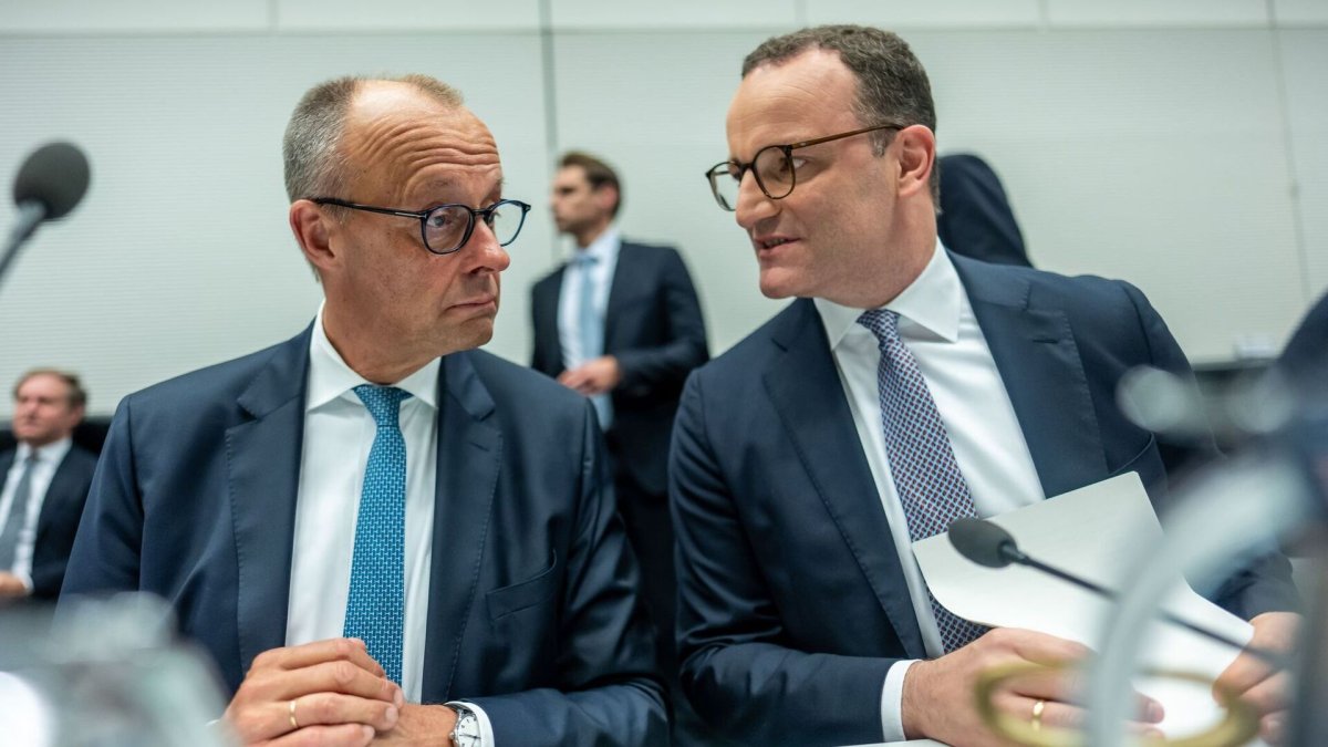 1 Friedrich Merz Doi Mat Khung Hoang Uy Tin Khi Jens Spahn Tu Chuc Vet Nut Ho Ra Trong Lien Minh Den Do