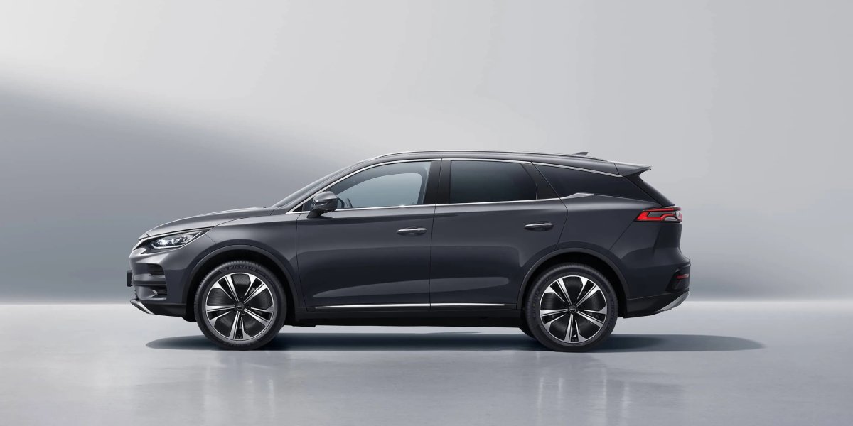 3 Xe Suv Cua Trung Quoc Roi Dong Co Khi Dang Chay