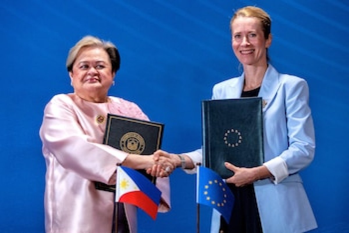 1 Eu Lan Dau Vien Tro Quan Su Cho Philippines Mot Tin Hieu Moi O Bien Dong