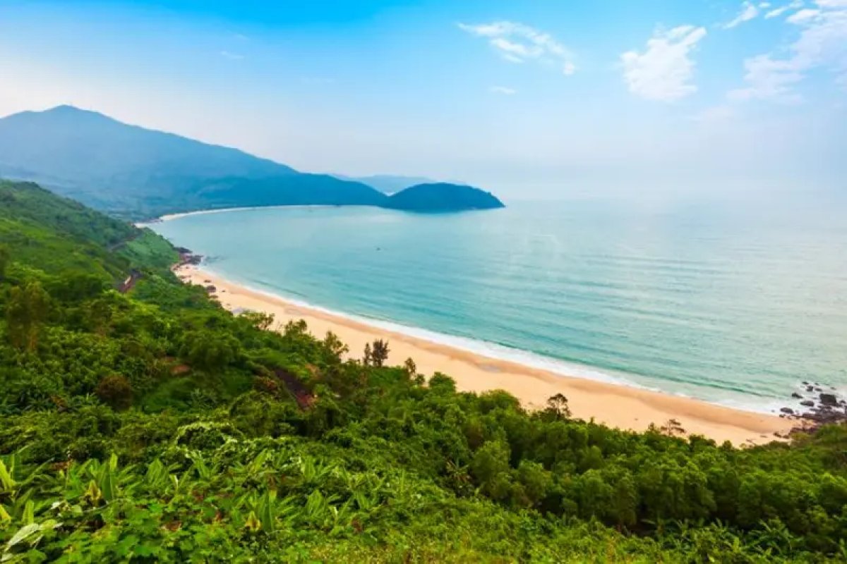 1 Chan Deo Hai Van Bi Cao Troc Du An O Lang Van La Gi Vi Sao Gay Tranh Cai