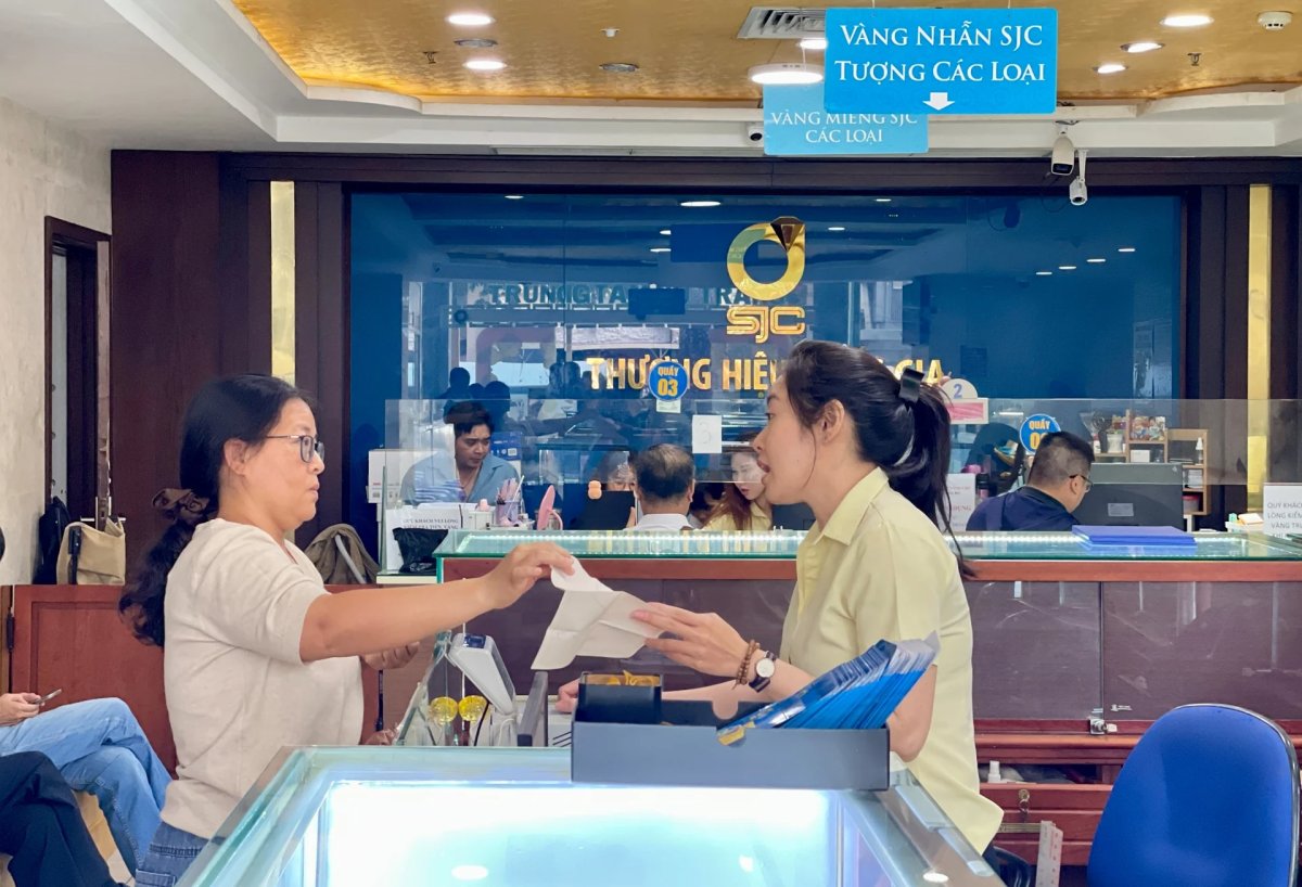 1 Xon Xao Sjc Thu Mua Vang Kim Cuong Cua Pnj Kim Ly