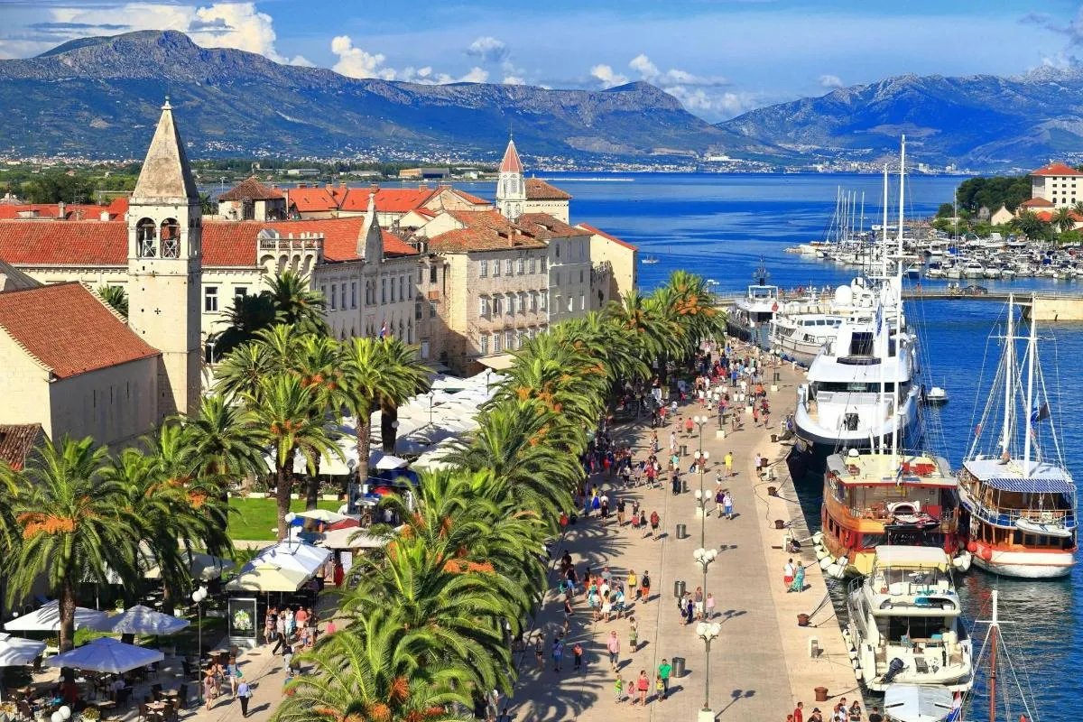 2 Gia Ca Leo Thang Croatia Mat Dan Du Khach Vi Bao Gia Va Dong Euro
