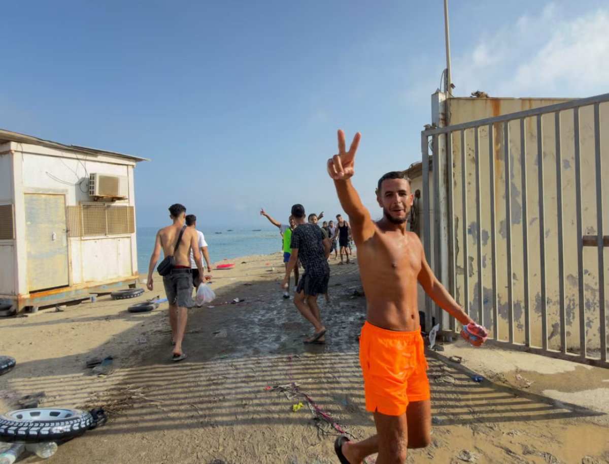 3 Ceuta La Gi Vi Sao Vung Dat Nho O Bac Phi Bat Ngo Tro Thanh Tam Diem Khung Hoang Di Cu Chau Au