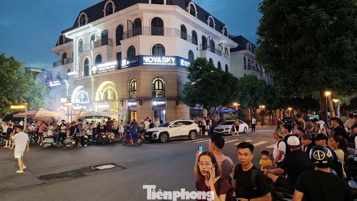4 Nong Kham Xet Noi O Cua Huan Hoa Hong